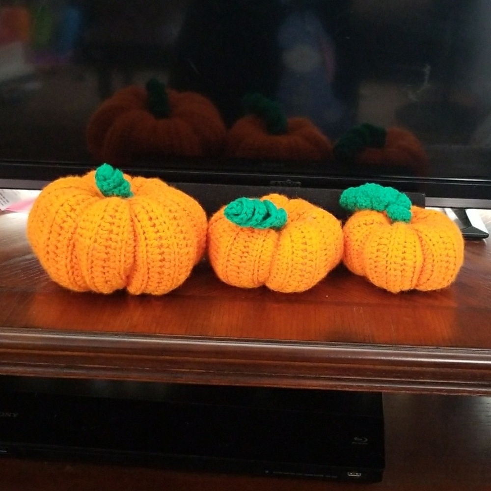 Crochet pumpkins